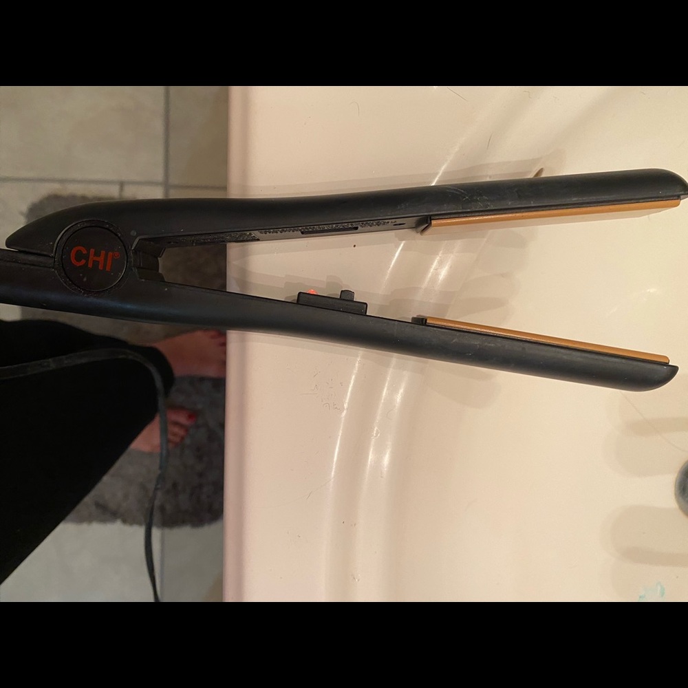 Chi Straightener